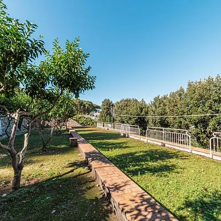 Pietraserena By Elite Apartment *